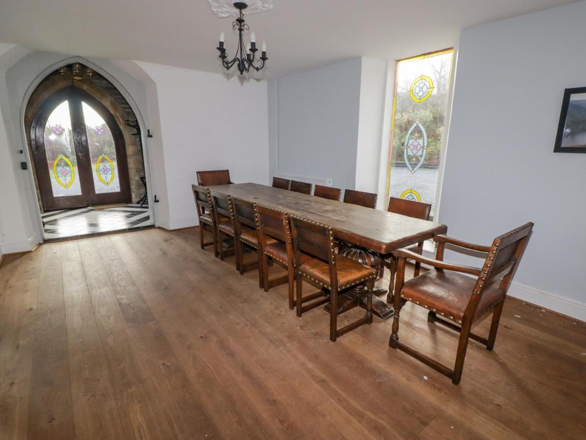 The Chapel Villa Мърдър Титфил Екстериор снимка