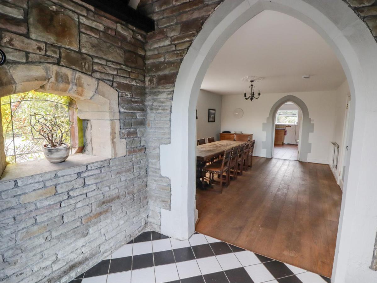 The Chapel Villa Мърдър Титфил Екстериор снимка