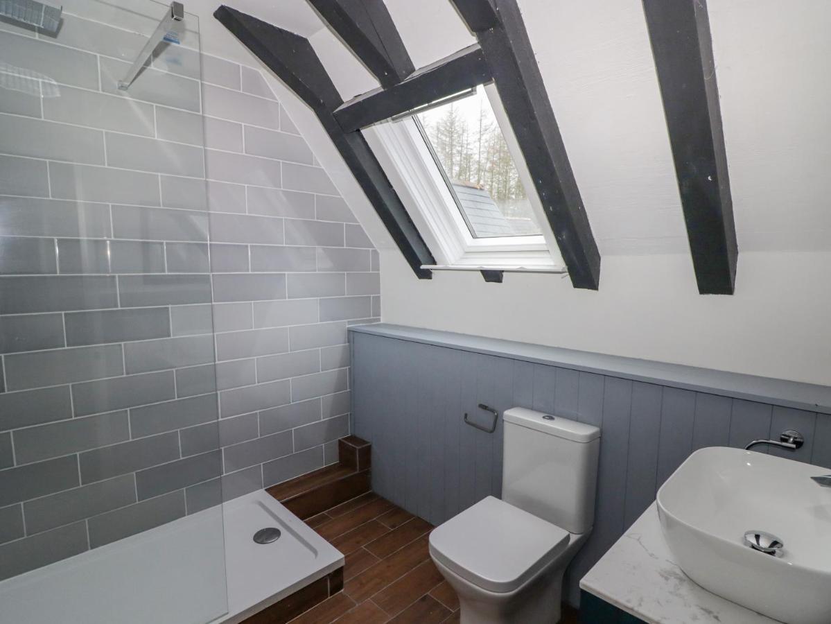 The Chapel Villa Мърдър Титфил Екстериор снимка